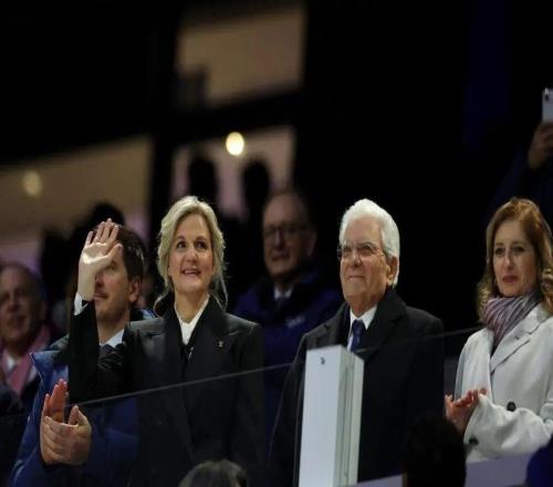 第二十五屆冬奧會在意大利米蘭開幕