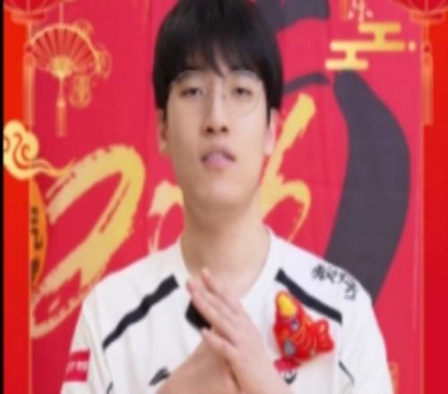 AL分享Tarzan拜年：祝大家闔家美滿，喜樂安康