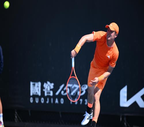 淚目！吳易昺蟄伏兩年逆襲：31晉級，中國男網雙子星閃耀澳網