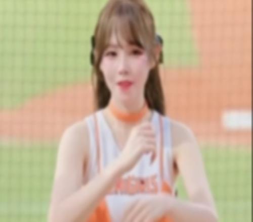 頂Oner姐姐分享在中國台灣當啦啦隊的直拍視頻