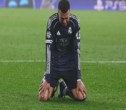 从天堂到地狱!皇马惨遭门将绝杀,穆帅弑君背后是王朝根基的松动