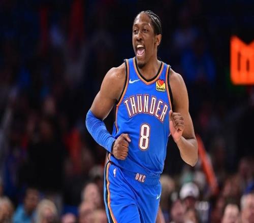 16中5在场18!杰威成16连胜终结罪人拿2.4亿后一蹶不振被喷废物