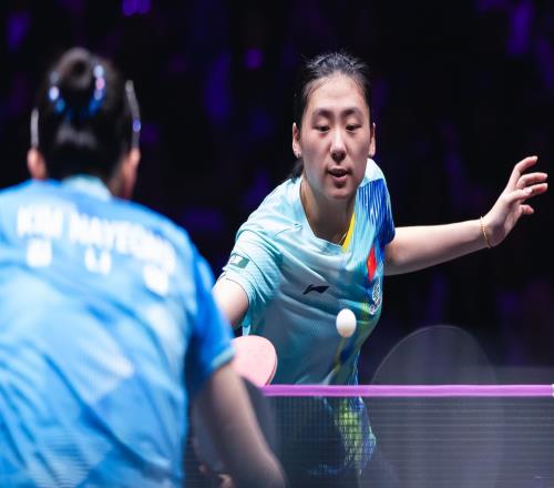 31晋级！中国女乒22岁1米80王牌崛起：新王曼昱冲击第三巨头