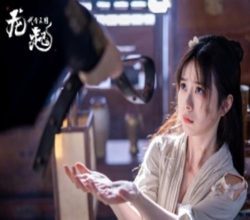 《黑神話》萍萍演員發布新遊拍攝花絮：誰懂一眼萬年的宿命感對視