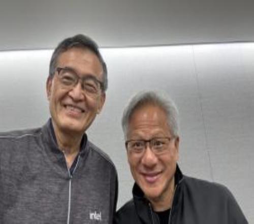 黃仁勛：Intel用了33年試圖消滅NVIDIA，但我們是朋友！