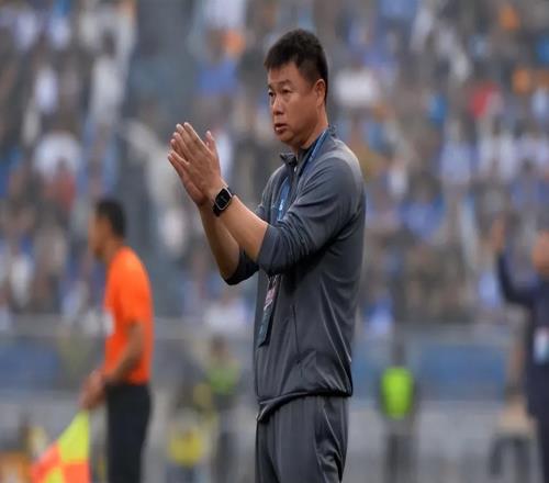 毛彪将首次出任中甲俱乐部主帅,未来有望搞定三笔签约,值得期待