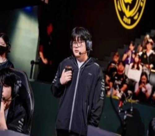 Ryu:不利的阵容GEN打起来却像是优势,Chovy对线实力是独一档