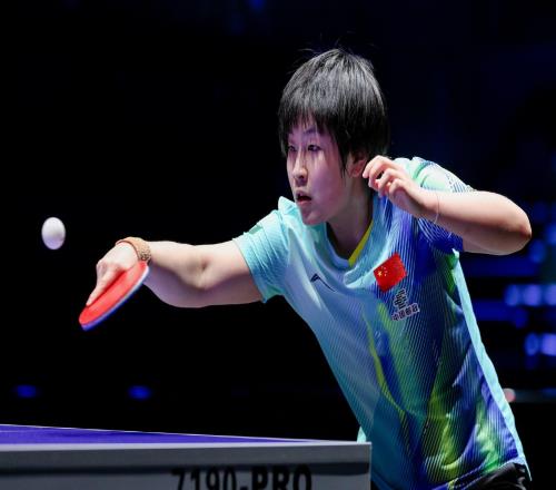 32拒絕逆轉！中國女乒19歲新星崛起：孫穎莎幫手進化更狠辣
