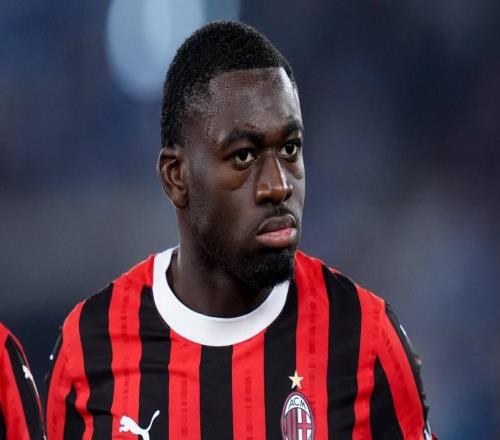 斯基拉:福法纳不再是囧叔计划的核心球员,米兰可能将其出售