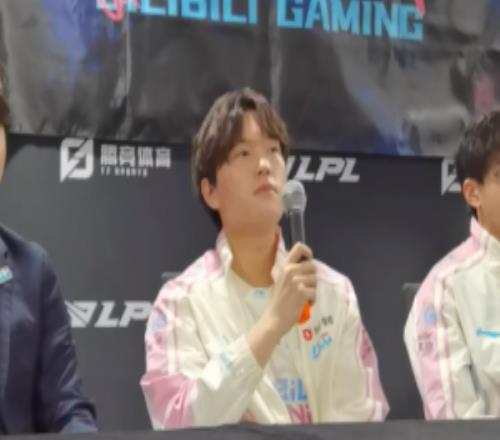 群访比微博爆多了!Bin:不知道BFX哪里冒出来的队伍,我觉得应该很好打