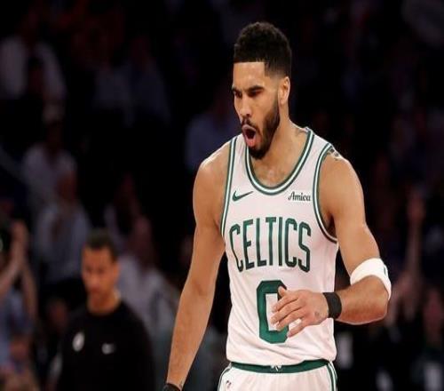 曝塔图姆本赛季将复出史蒂文斯:没有为他制定具体的复出时间表