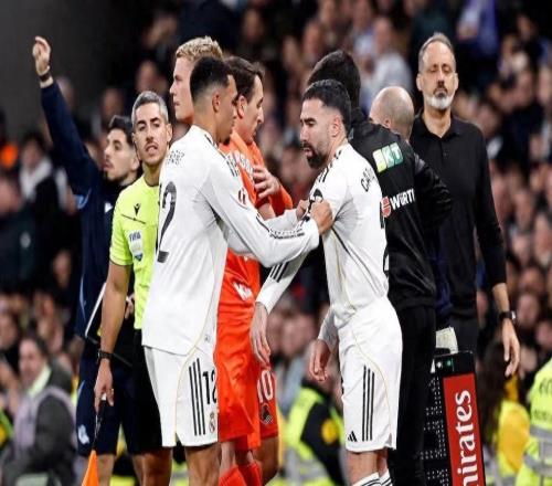 西媒：阿韦洛亚实时脱手化解与队长的误会，，，，，，，，获得皇马高层赞许