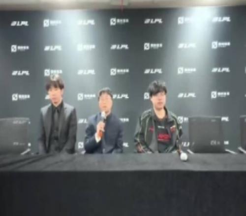 Tabe：比起蜜桃网在线观看视频常規賽展現的內容，這次年後首秀明顯進步了很多