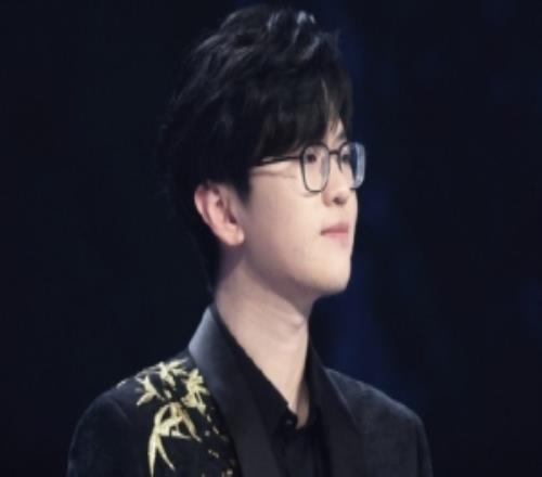 爆料:Jiejie要是没和WBG谈拢的话LNG会接手,他在LNG优先级最高