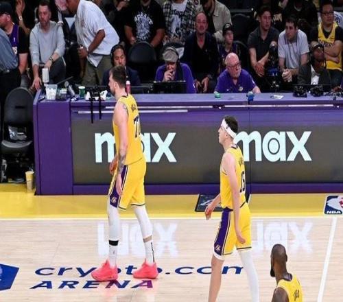 帕金斯:当詹姆斯回归时,他要给NBA最佳二人组东里组合让路