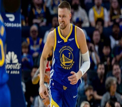 好消息,勇士队中锋波尔津吉斯“感觉好多了”,他正从疾病中恢复