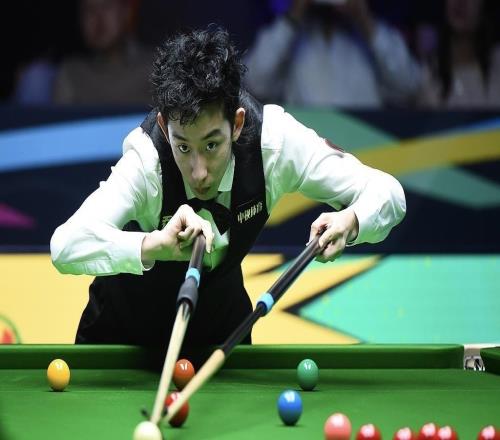 體壇聯播曼城3比0橫掃利物浦，37歲80天萊萬帽子戲法