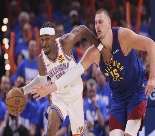 年薪5170万，NBA退步最快超巨！球队无计可施，或许你该考虑退役