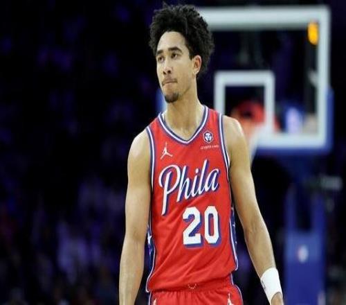 76人已执行贾里德麦凯恩第三年球队选项