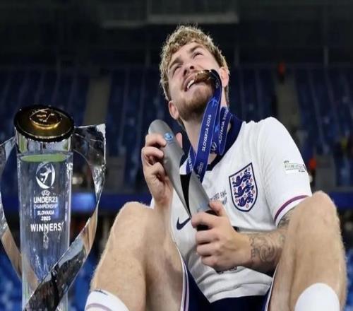 唏嘘!欧青赛MVP超2个月没球踢维拉考虑冬窗退货