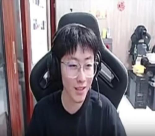 Zhuo：不会进了季后赛K皇又要选我了吧请他吃顿饭求求他别选我了