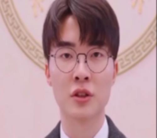 Faker：大家新年快樂(lè)，事事順心，生活中充滿美好的事情