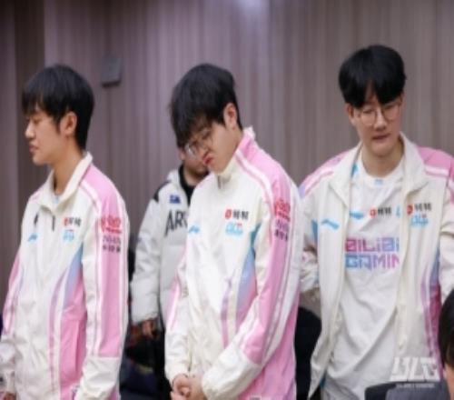 BLG發布戰勝JDG賽場返圖：已有酣暢，更求從容