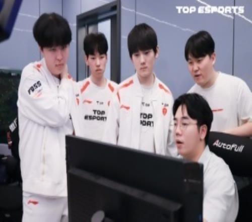 第五個亞軍還是再度捧杯TES第6次晉級決賽僅有20年夏奪冠
