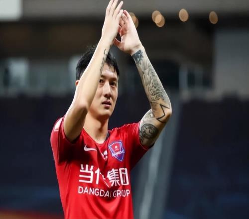 津门虎若引进刘彬彬失败,球迷建议考虑冯劲压哨入队,以官宣为准