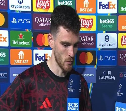 罗伯逊:萨拉赫昨天还祝福我们外界噪音很大但我们不能分心