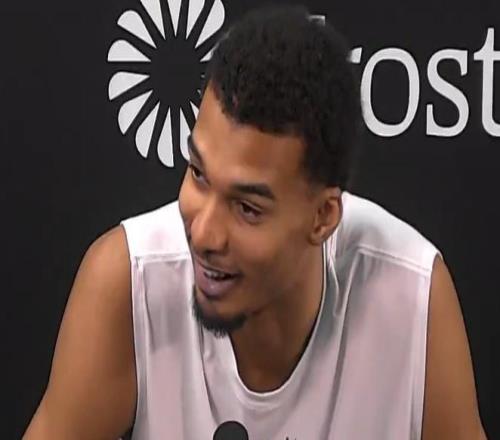 言出必行!文班此前表态要创5胜0负开局队史纪录,他做到了