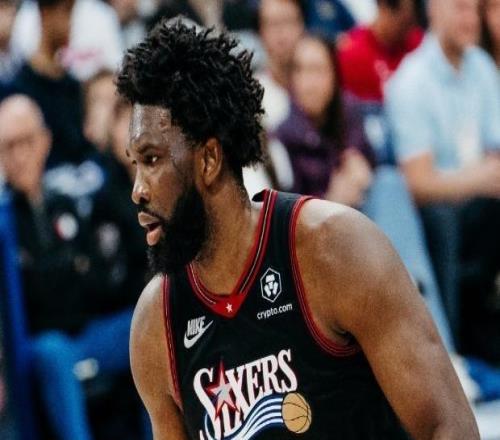 仇人見面分外眼紅，大帝38分打爆唐斯，布倫森31+5+6率隊(duì)復(fù)仇76人