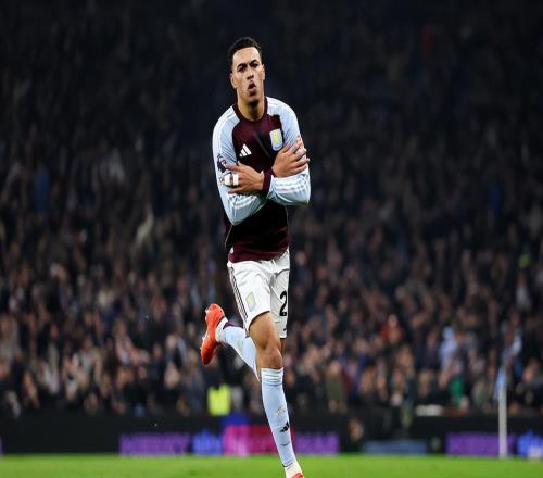 12！23歲新星世界波曼聯(lián)再吃敗仗前阿森納主帥加入英超爭冠局