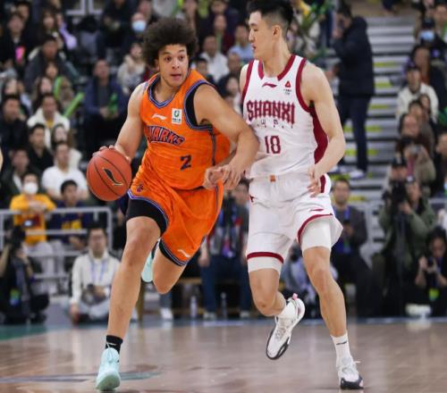 再夺俱乐部杯冠军!两大引援作用不可估量,上海今年或创CBA历史