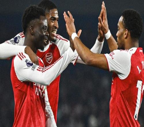 一场22!让英超争冠生变:曼城不胜落后7分,阿森纳8场7胜=夺冠