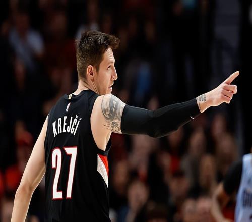 加盟球队后的作用立竿见影,开拓者的这笔交易看起来非常成功