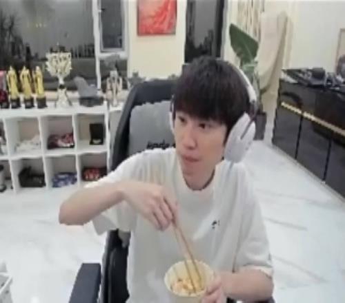 有隊想組DoinbAle劉青松！Doinb：但是都不打了不如做別的事情