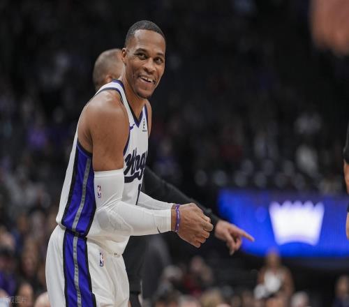 亚历山大29+5+8无缘今日最佳球员!因为威少15+6+10再赢杜兰特!