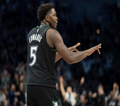 1200记三分!爱德华兹发威了,达成79年NBA绝无仅有的神纪录