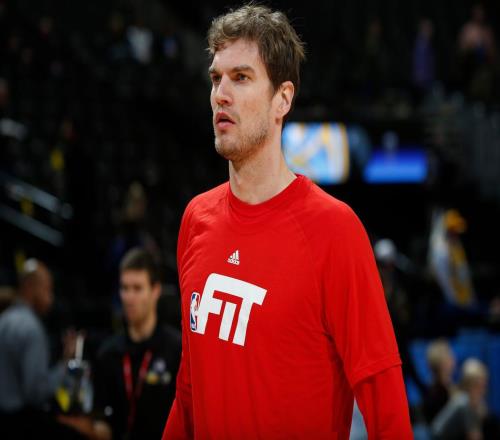 杨瀚森上场时间少是为何斯普利特的惊人发言引关注!