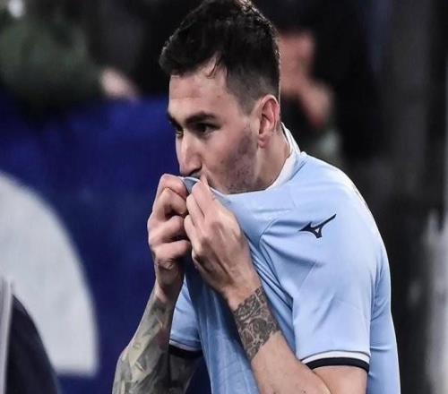 羅馬諾：在拉齊奧發布留隊聲明后，羅馬尼奧利仍堅持轉會薩德