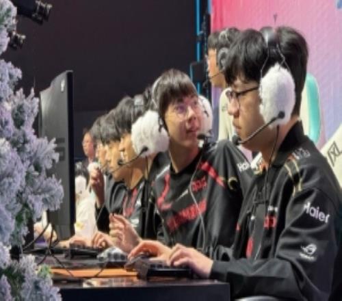 JDG分享一月戰隊返圖：Hello今年第一集幸福是無數個瞬間的總和