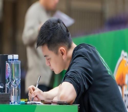 杨鸣:刘志轩调整青年队当主教练,未来几年之内重新树立辽篮辉煌