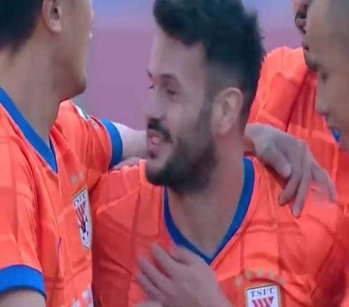 赛季第25球!卡扎伊什维利推杆破门,3球领跑射手榜,冲刺金靴