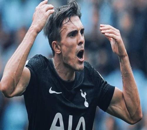 帕利尼亚本赛季至今44次抢断冠绝英超,比其他球员至少多12次