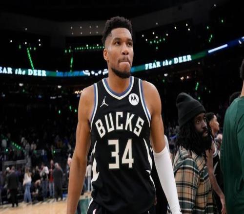 韦德:字母哥该与队友坐下来多沟通,而不是通过媒体发声批评