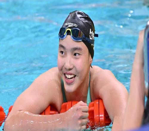 破亞洲紀(jì)錄奪冠！中國(guó)女泳又一13歲天才少女崛起：世界歷史第九快