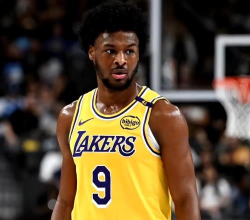 從12中1到4犯5失誤！NBA名嘴說得沒錯，布朗尼成垃圾時間GOAT