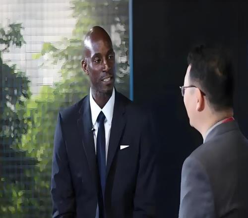 鮮花掌聲下的殘酷真相！加內(nèi)特肺腑1言：驚醒楊瀚森看懂努力方向