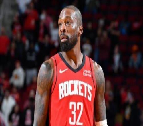 3到5号位全能打,单场4+4仅拿底薪!火箭白菜价捡宝,第4中锋出炉